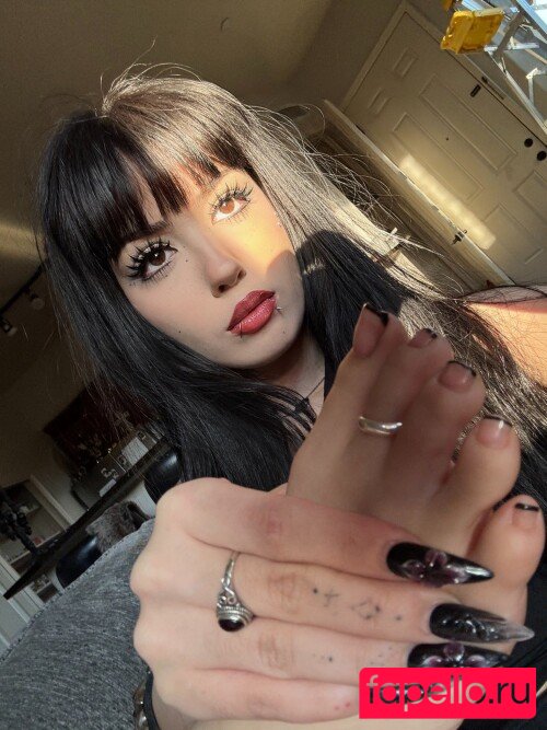 madam.vakarian Nude Onlyfans Photo 29