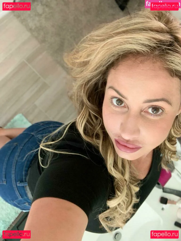 evanotty Onlyfans Photo Gallery 