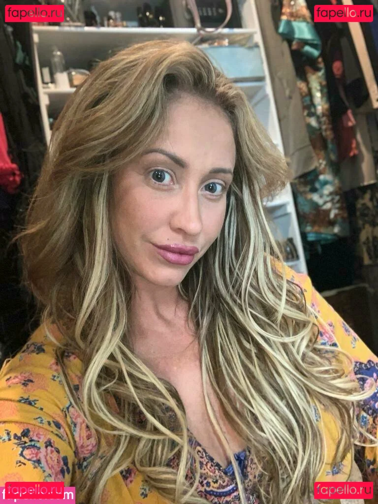 evanotty Onlyfans Photo Gallery 