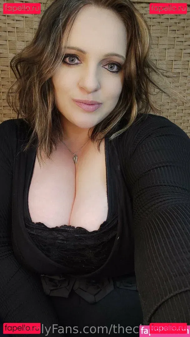 thechellykox Onlyfans Photo Gallery 