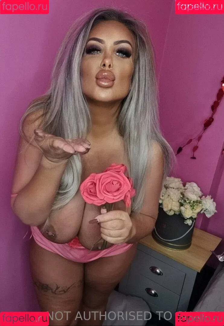 Princess Levi Onlyfans Photo Gallery 