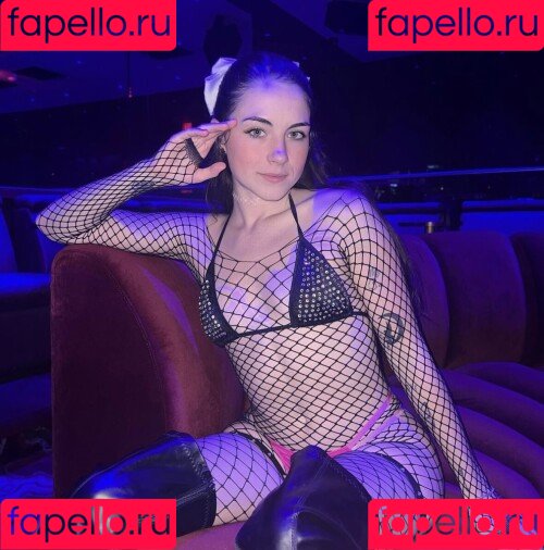 Chloebellexo Onlyfans Photo Gallery 