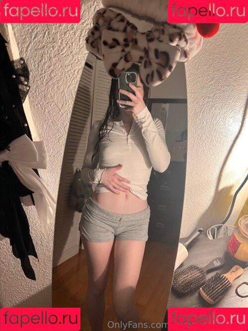 Chloebellexo Onlyfans Photo Gallery 