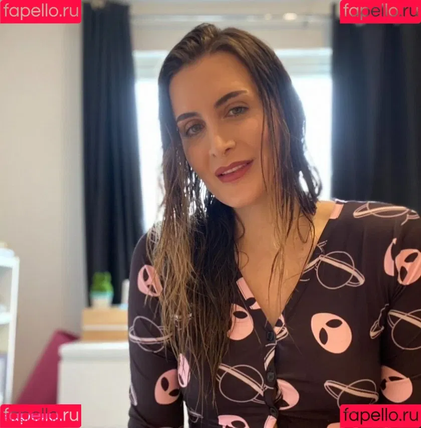 Britishmeghanspice Onlyfans Photo Gallery 