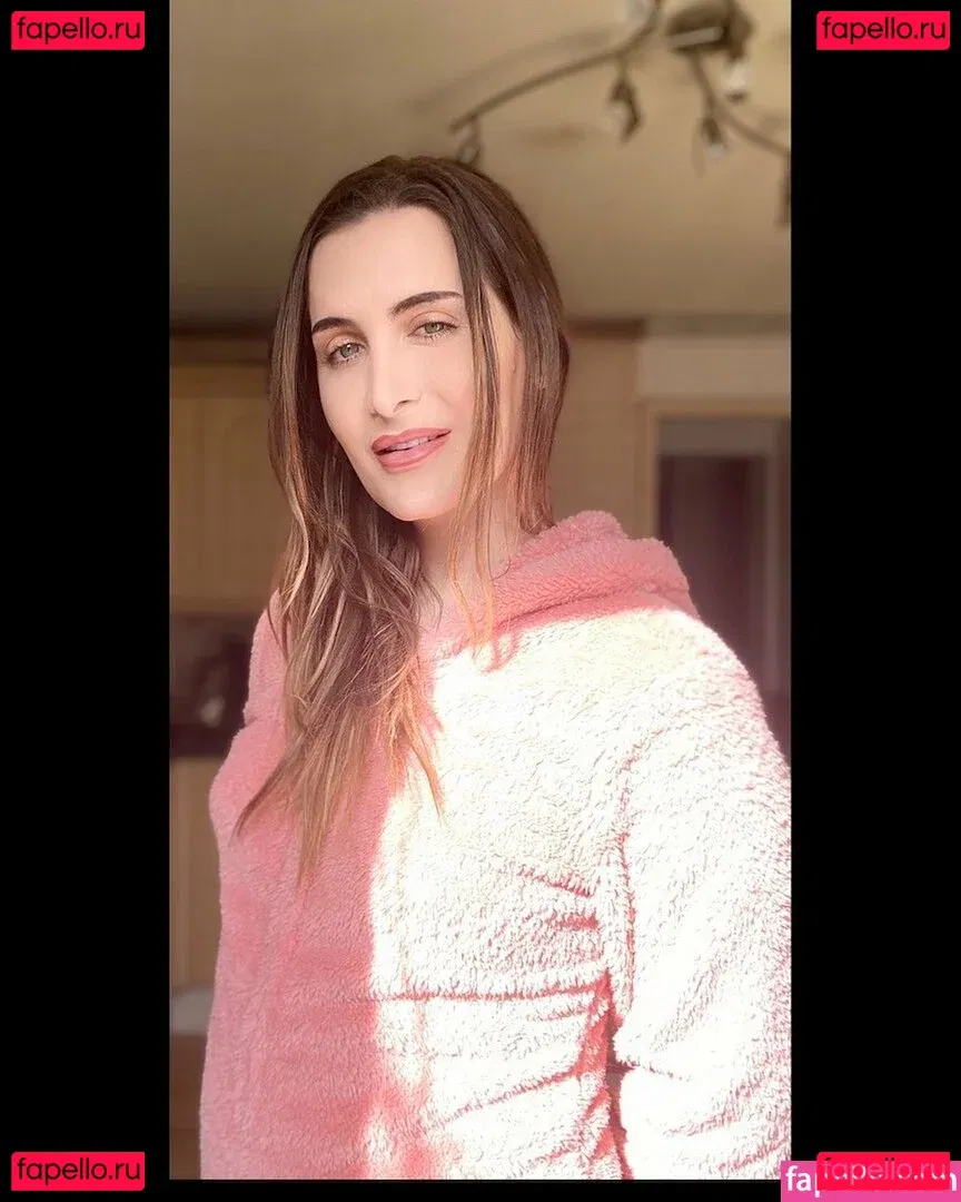 Britishmeghanspice Onlyfans Photo Gallery 