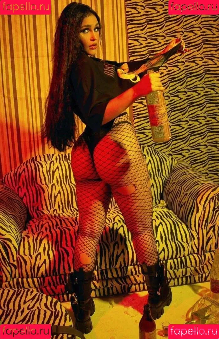 Flay Onlyfans Photo Gallery 