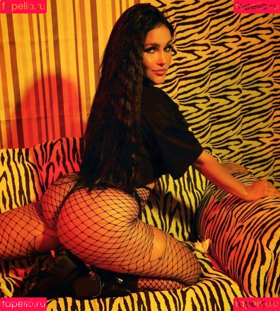 Flay Onlyfans Photo Gallery 