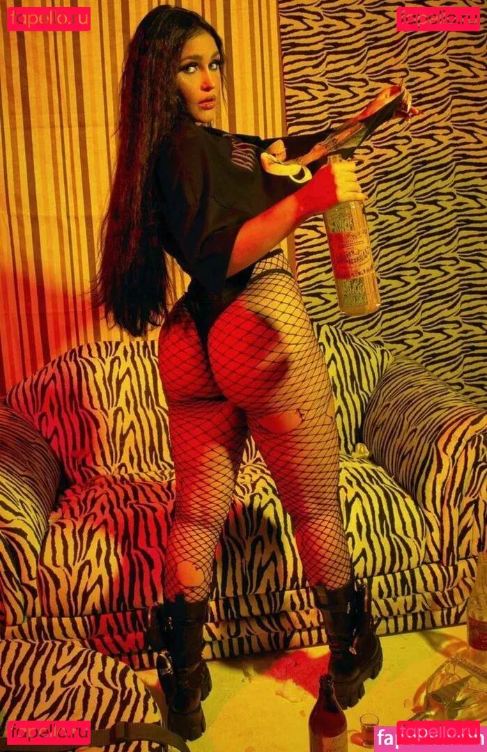 Flay Onlyfans Photo Gallery 