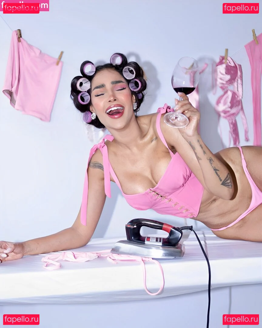 Flay Onlyfans Photo Gallery 