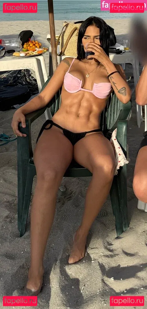 Flay Onlyfans Photo Gallery 