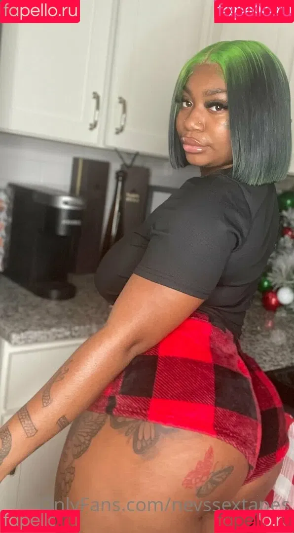 nevssextapes Onlyfans Photo Gallery 