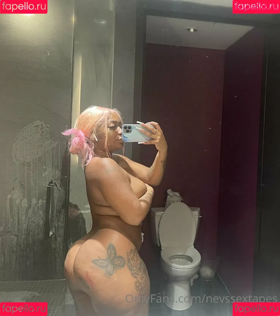 nevssextapes Onlyfans Photo Gallery 