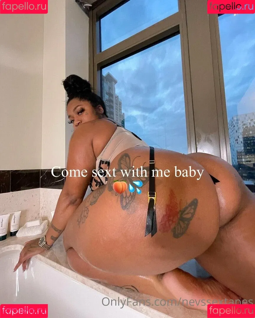 nevssextapes Onlyfans Photo Gallery 