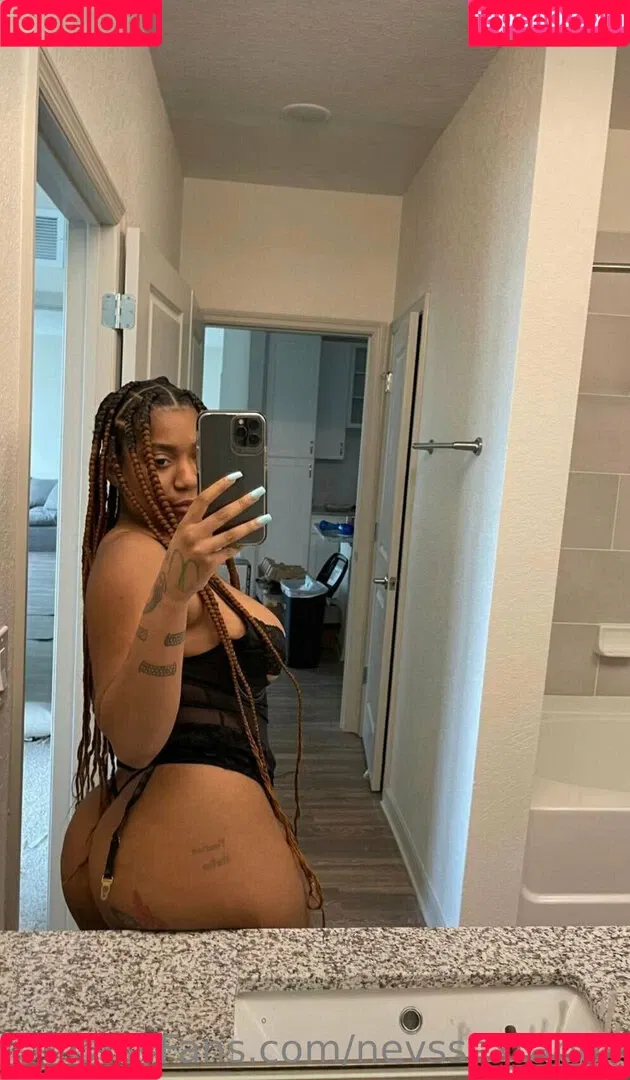 nevssextapes Onlyfans Photo Gallery 