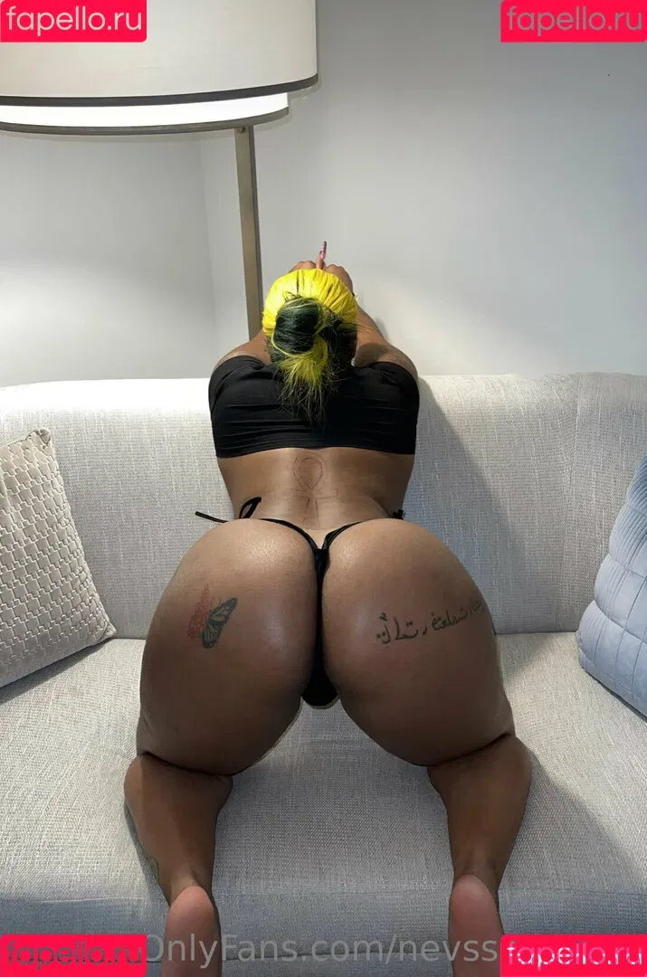 nevssextapes Onlyfans Photo Gallery 