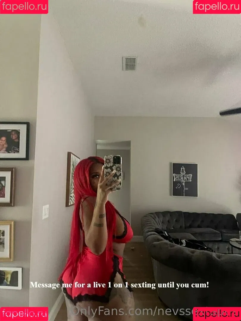 nevssextapes Onlyfans Photo Gallery 