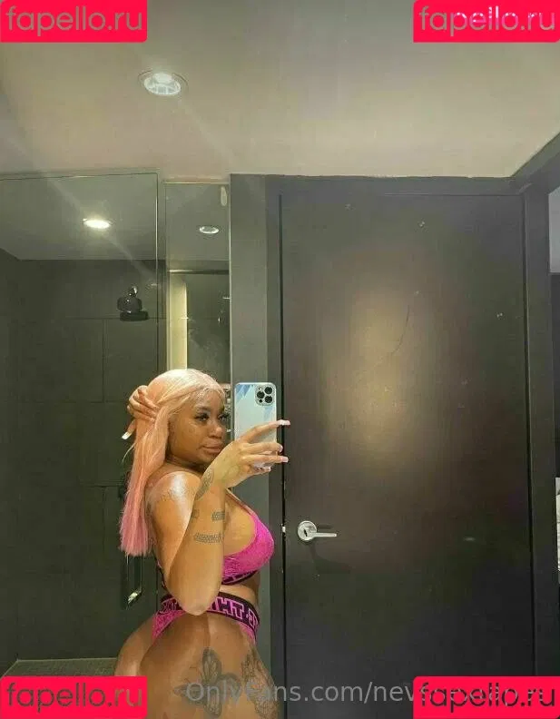nevssextapes Onlyfans Photo Gallery 