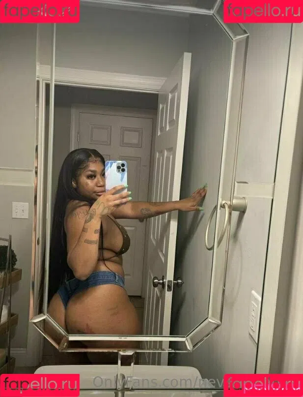 nevssextapes Onlyfans Photo Gallery 