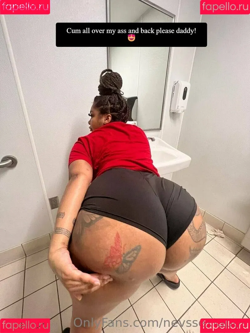 nevssextapes Onlyfans Photo Gallery 