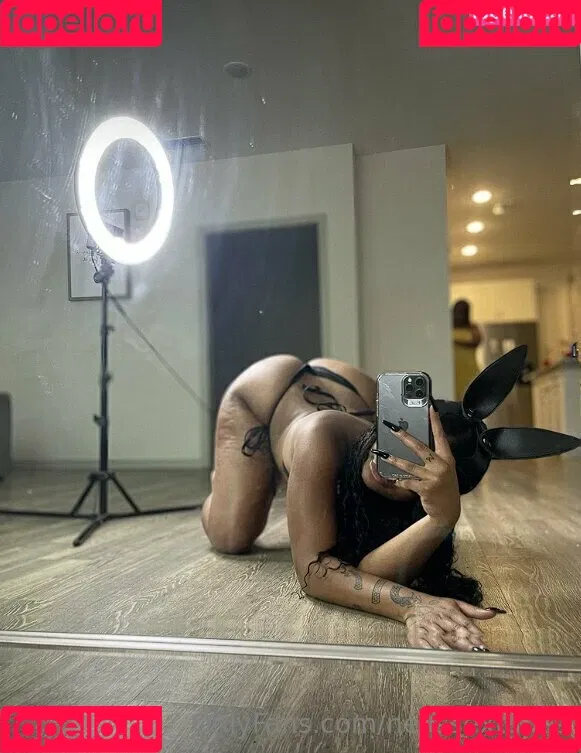 nevssextapes Onlyfans Photo Gallery 