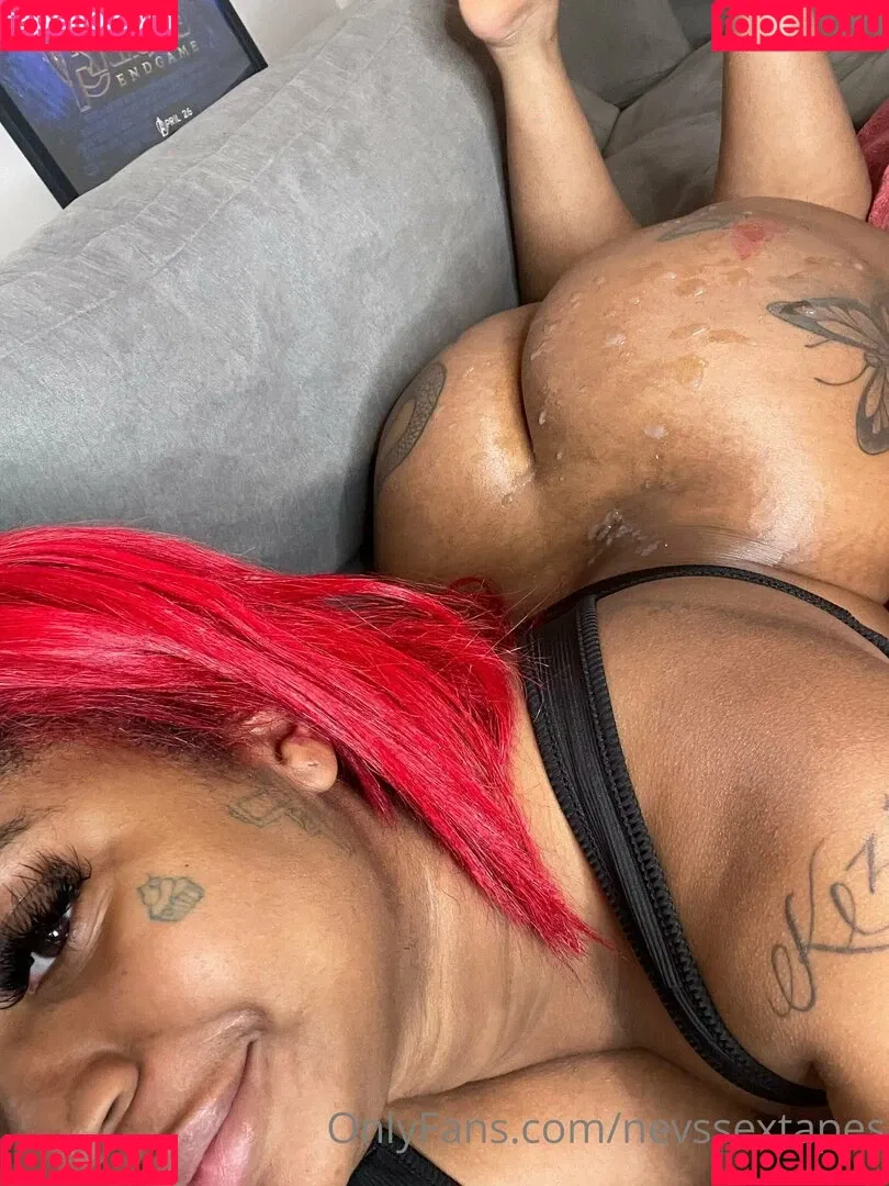 nevssextapes Onlyfans Photo Gallery 