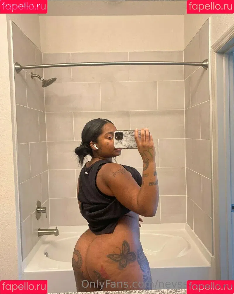 nevssextapes Onlyfans Photo Gallery 