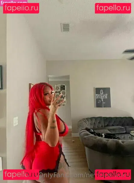 nevssextapes Onlyfans Photo Gallery 