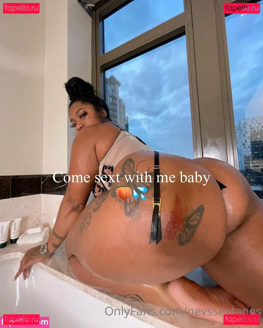 nevssextapes Onlyfans Photo Gallery 