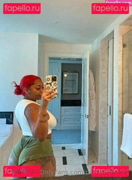 nevssextapes Onlyfans Photo Gallery 