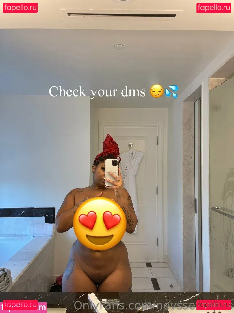nevssextapes Onlyfans Photo Gallery 