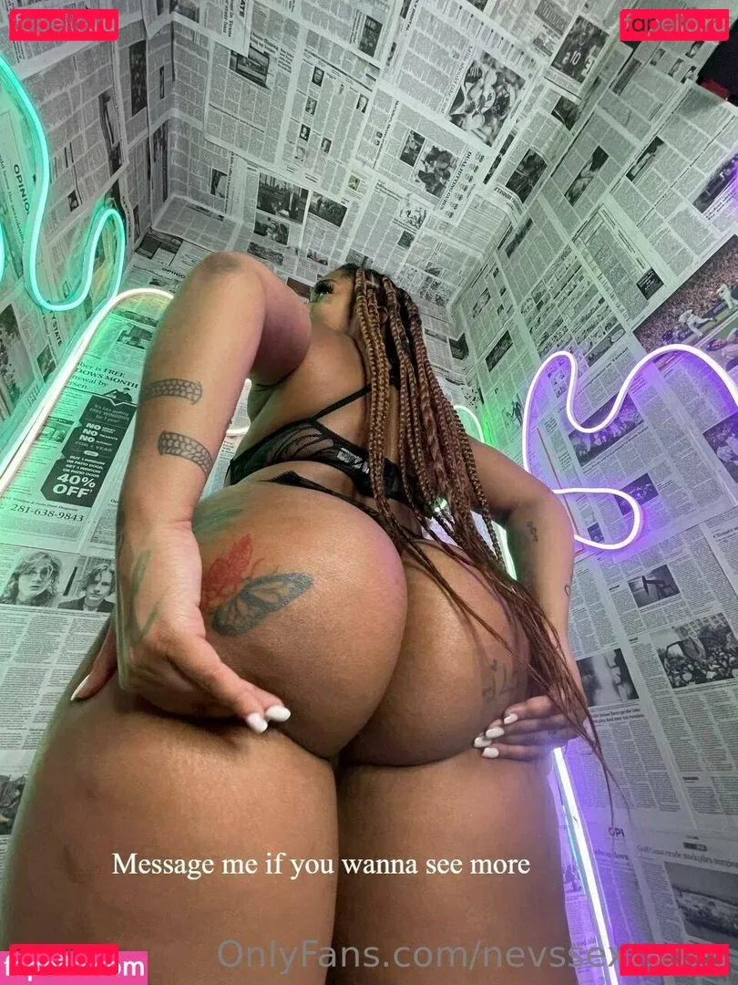 nevssextapes Onlyfans Photo Gallery 