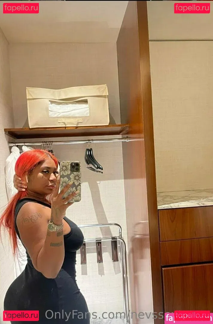 nevssextapes Onlyfans Photo Gallery 