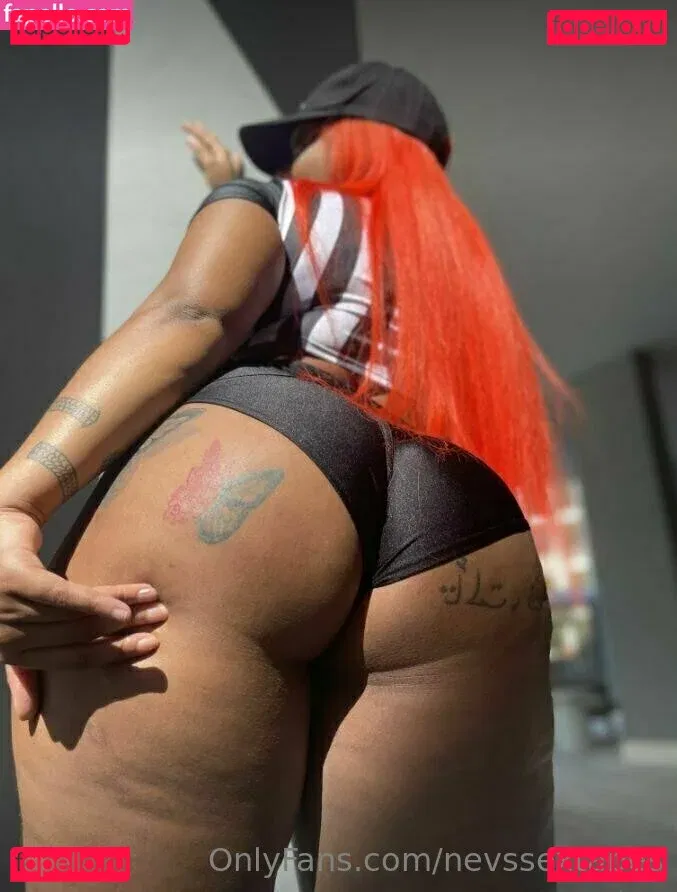 nevssextapes Onlyfans Photo Gallery 