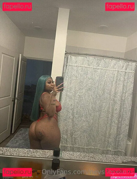 nevssextapes Onlyfans Photo Gallery 