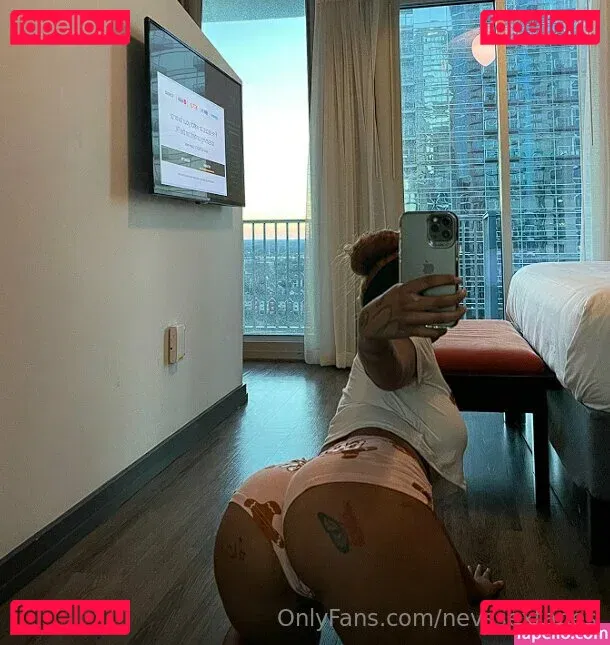 nevssextapes Onlyfans Photo Gallery 