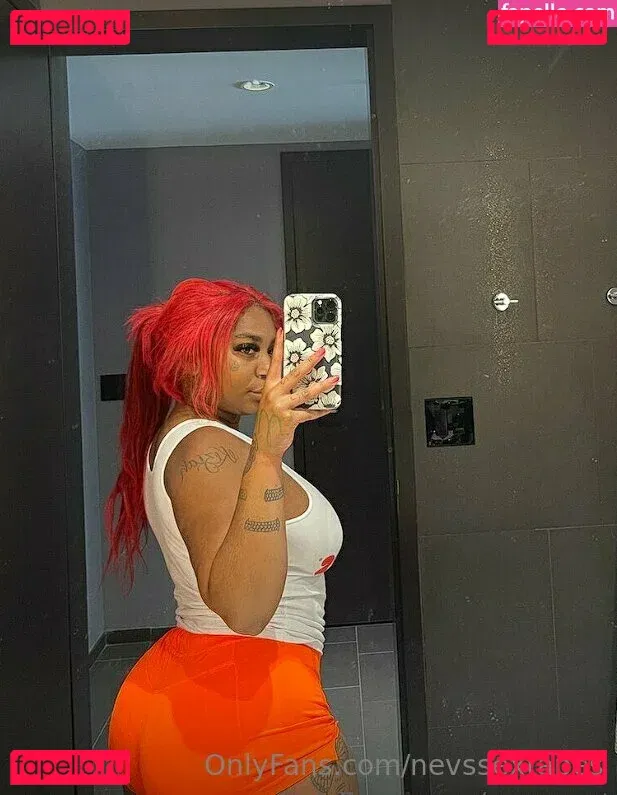 nevssextapes Onlyfans Photo Gallery 