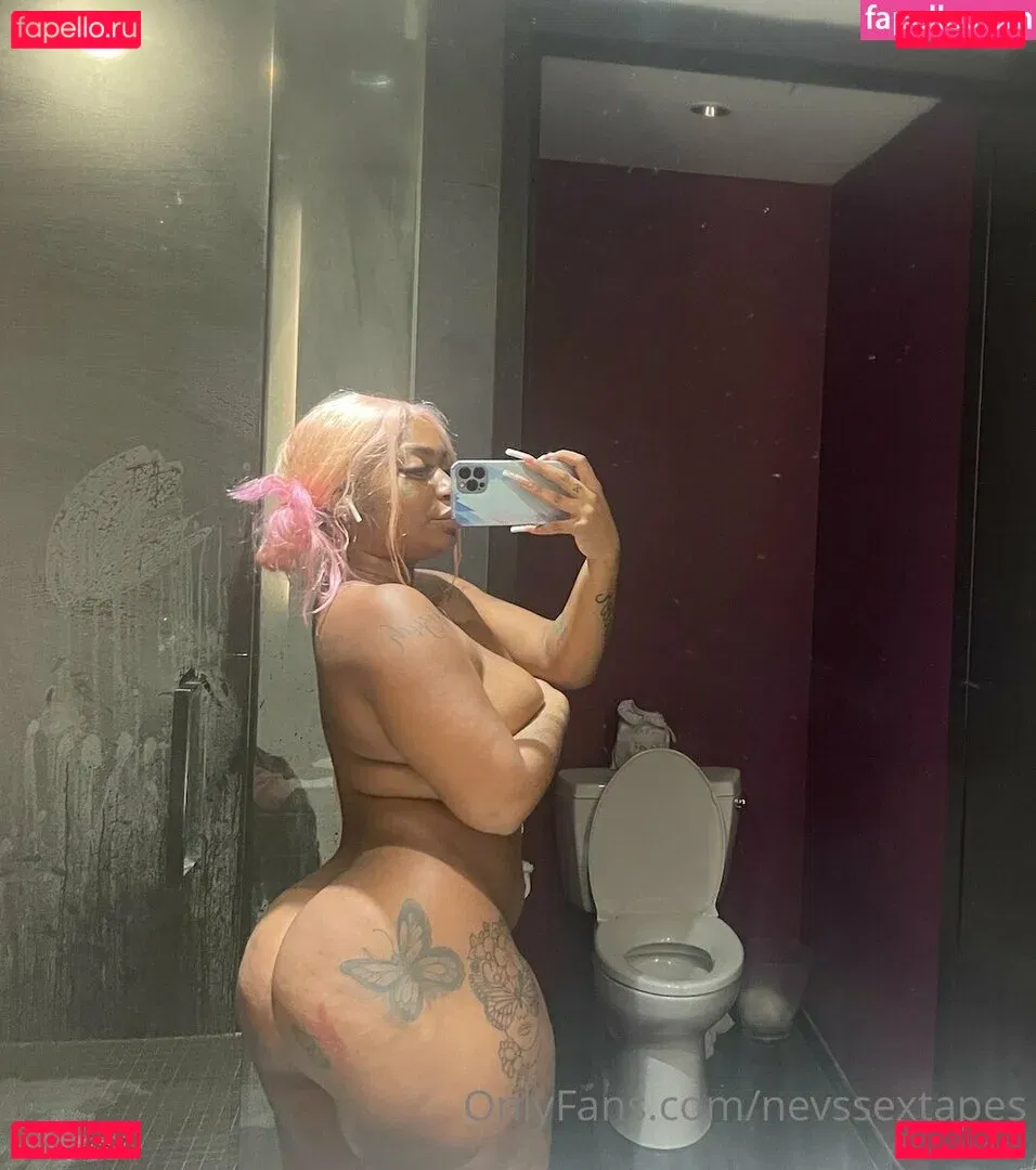 nevssextapes Onlyfans Photo Gallery 