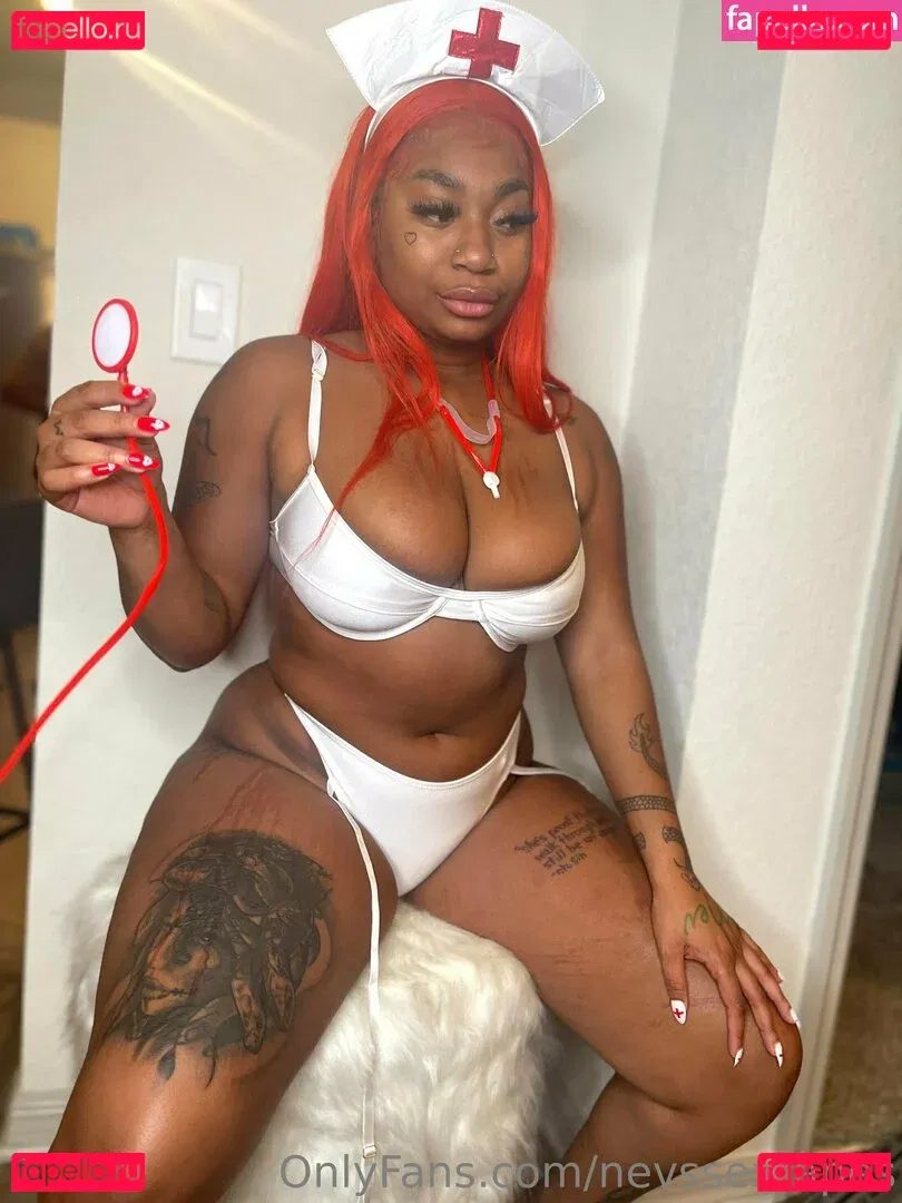 nevssextapes Onlyfans Photo Gallery 
