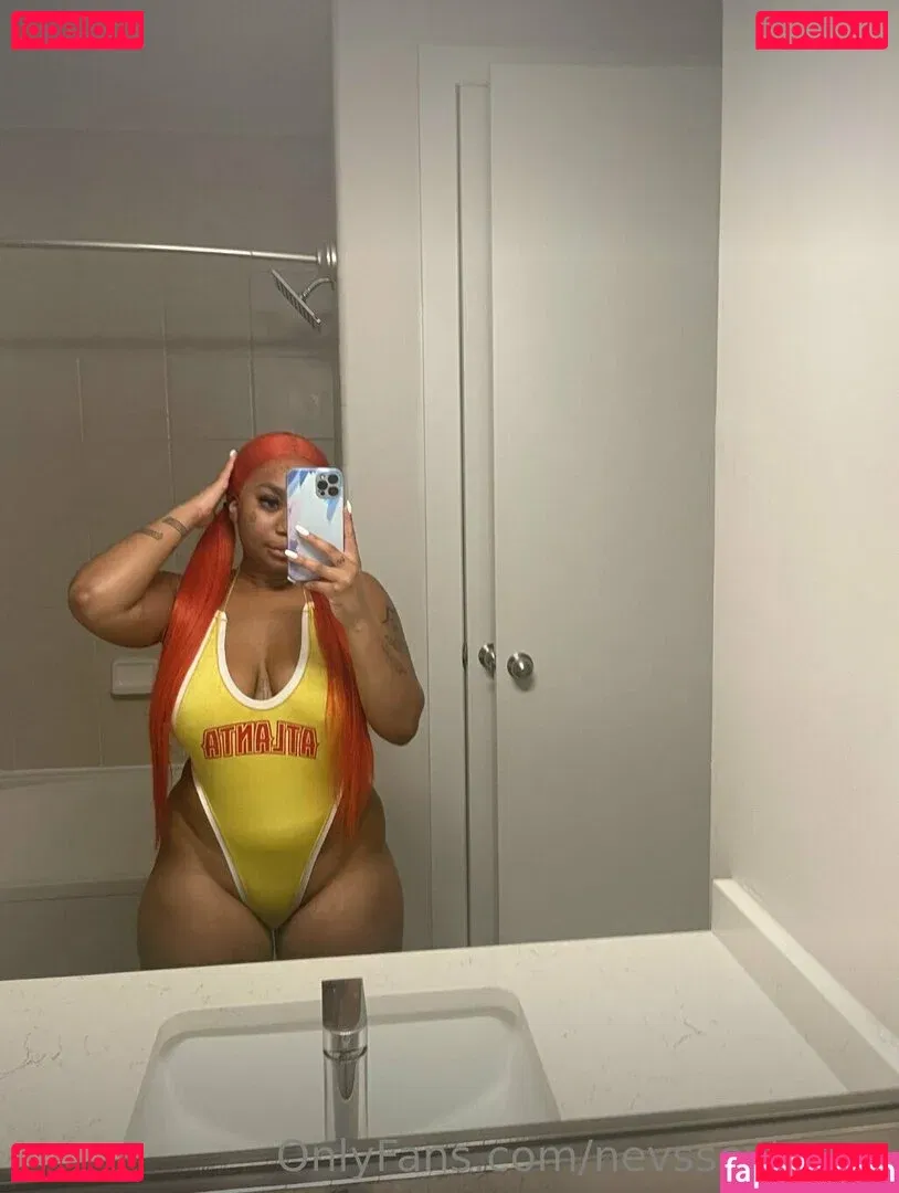 nevssextapes Onlyfans Photo Gallery 