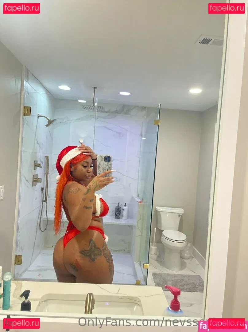 nevssextapes Onlyfans Photo Gallery 