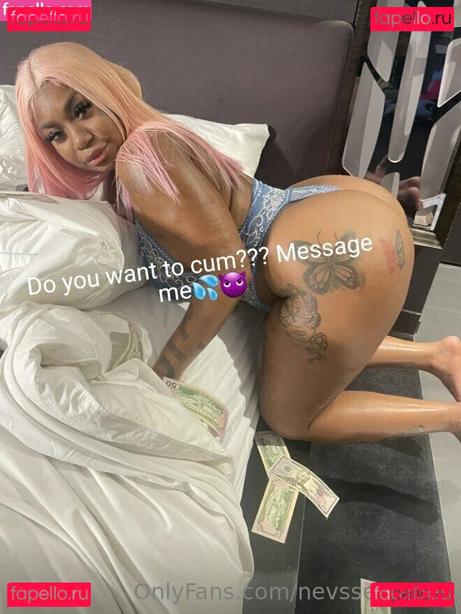 nevssextapes Onlyfans Photo Gallery 