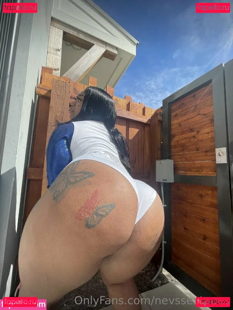 nevssextapes Onlyfans Photo Gallery 