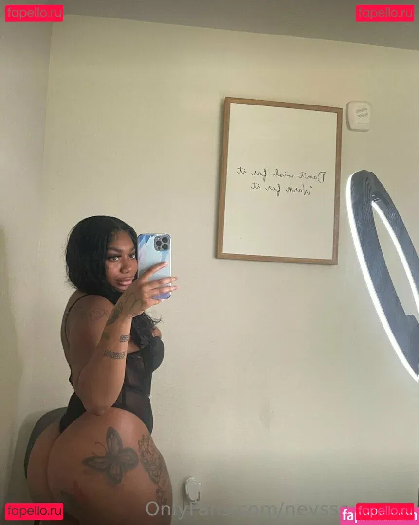 nevssextapes Onlyfans Photo Gallery 