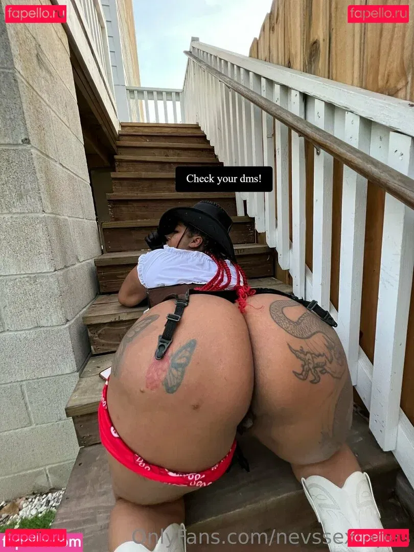 nevssextapes Onlyfans Photo Gallery 