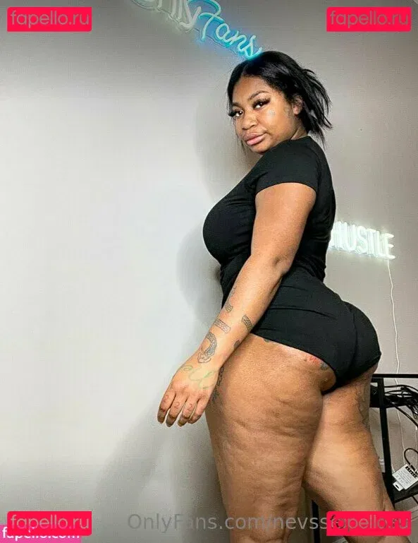 nevssextapes Onlyfans Photo Gallery 