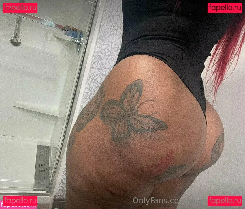 nevssextapes Onlyfans Photo Gallery 