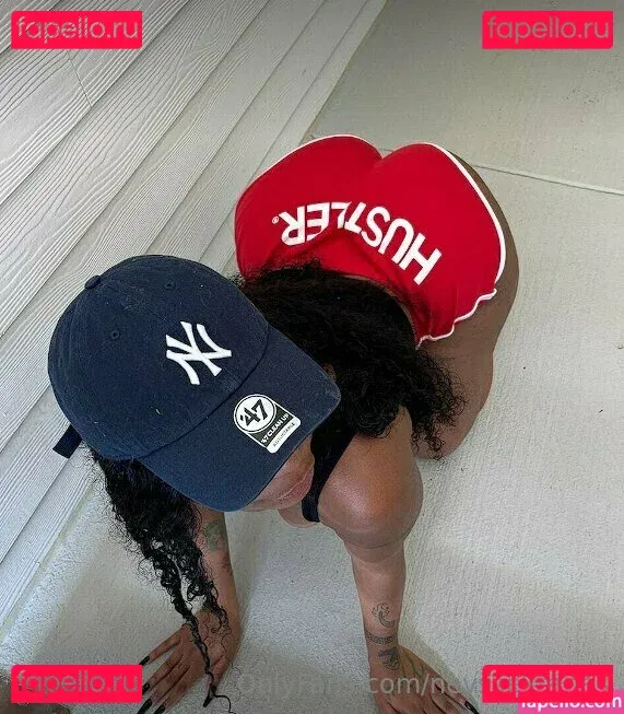 nevssextapes Onlyfans Photo Gallery 