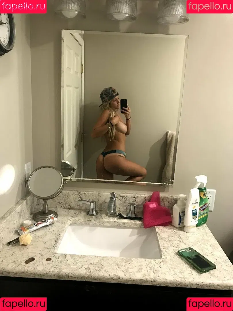 yourbabemelissa Onlyfans Photo Gallery 