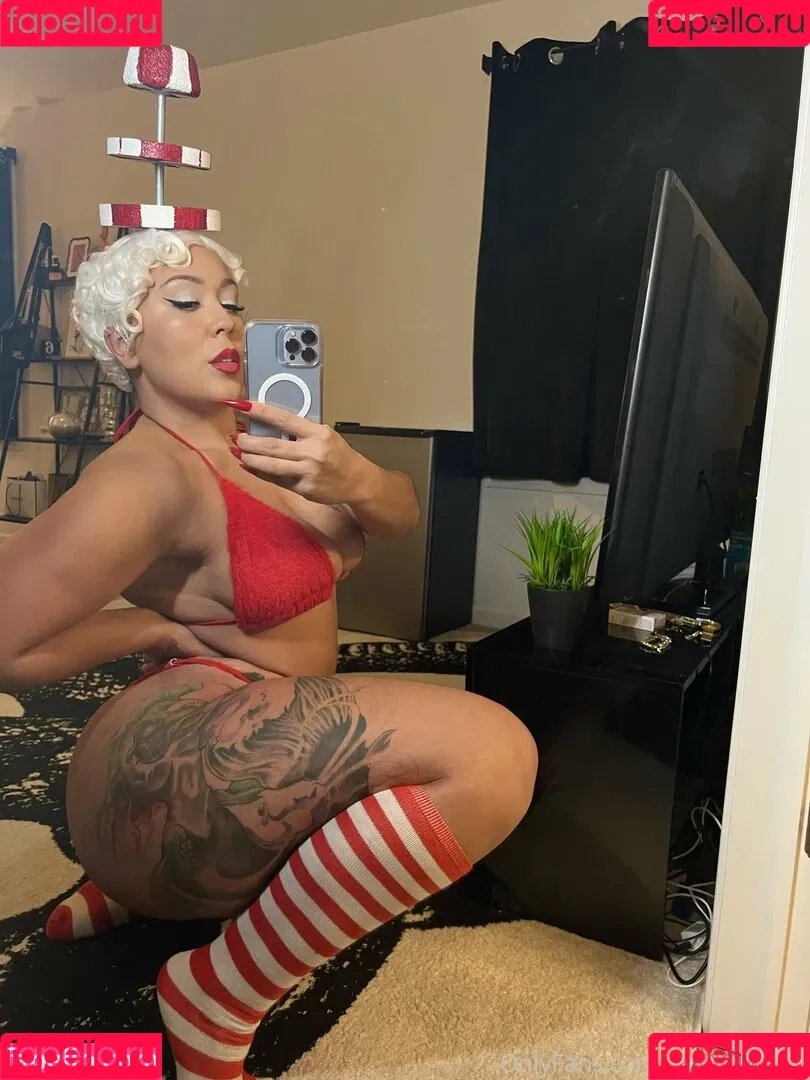 raventhick_1 Onlyfans Photo Gallery 