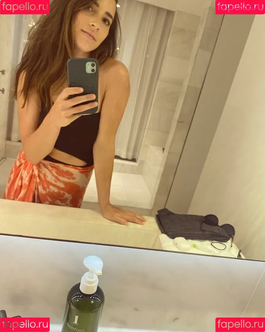 Aly Raisman Onlyfans Photo Gallery 